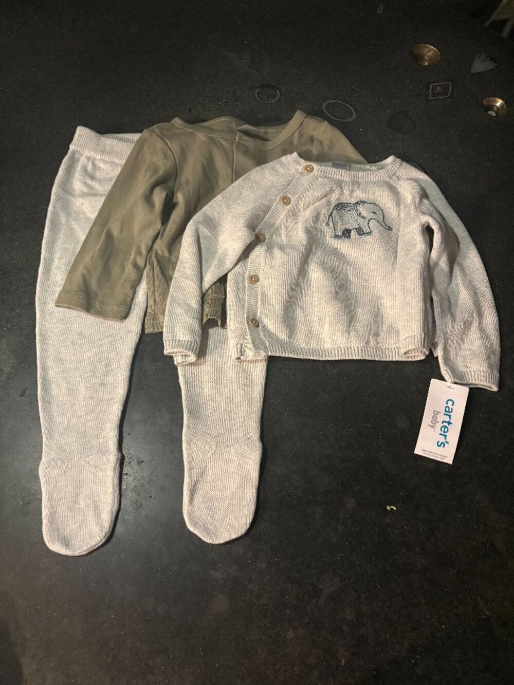 NWT Carter’s 3-Piece Elephant Knit Outfit Set Baby Boy 9M